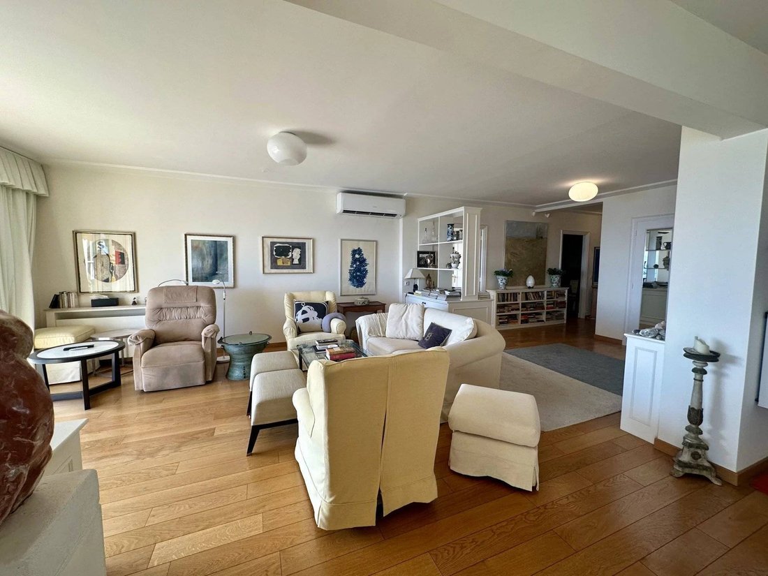 Apartment in Cabbe-Saint Roman, Roquebrune-Cap-Martin, France 4 - 15697515