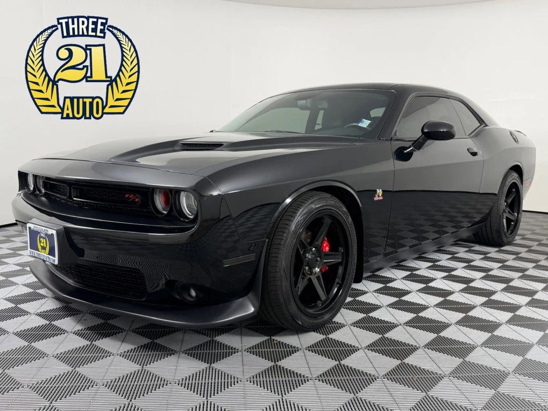 Coupe in Spanaway, WA, United States 1 - 18664832