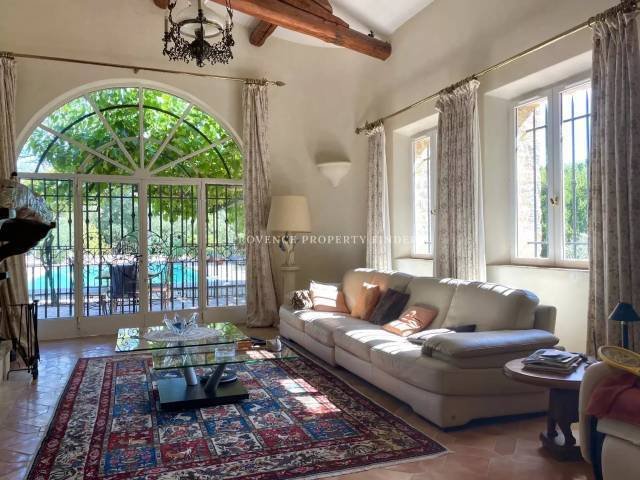Casa en Le Thoronet, Provenza-Alpes-Costa Azul, Francia 3 - 16245745