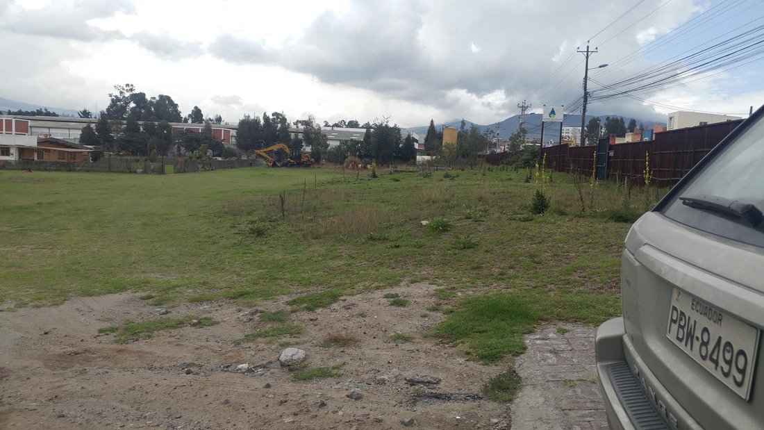 Land in Quito, Pichincha, Ecuador 2 - 18661513