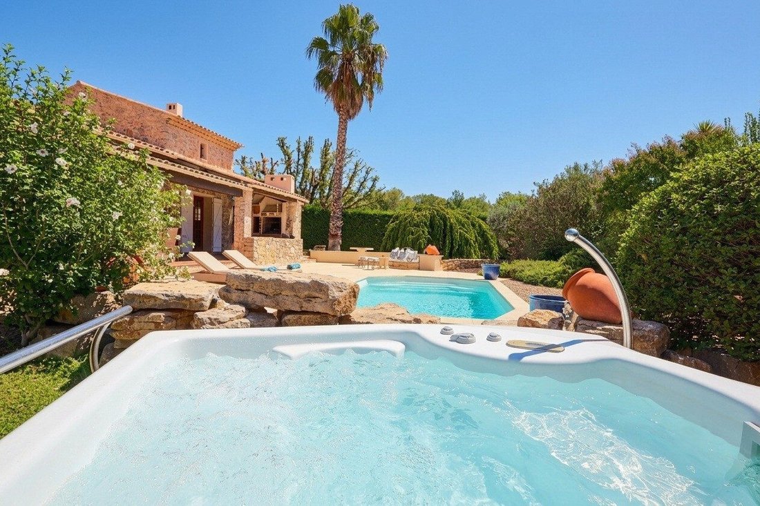 House in La Roquebrussanne, Provence-Alpes-Côte d'Azur, France 2 - 18665528