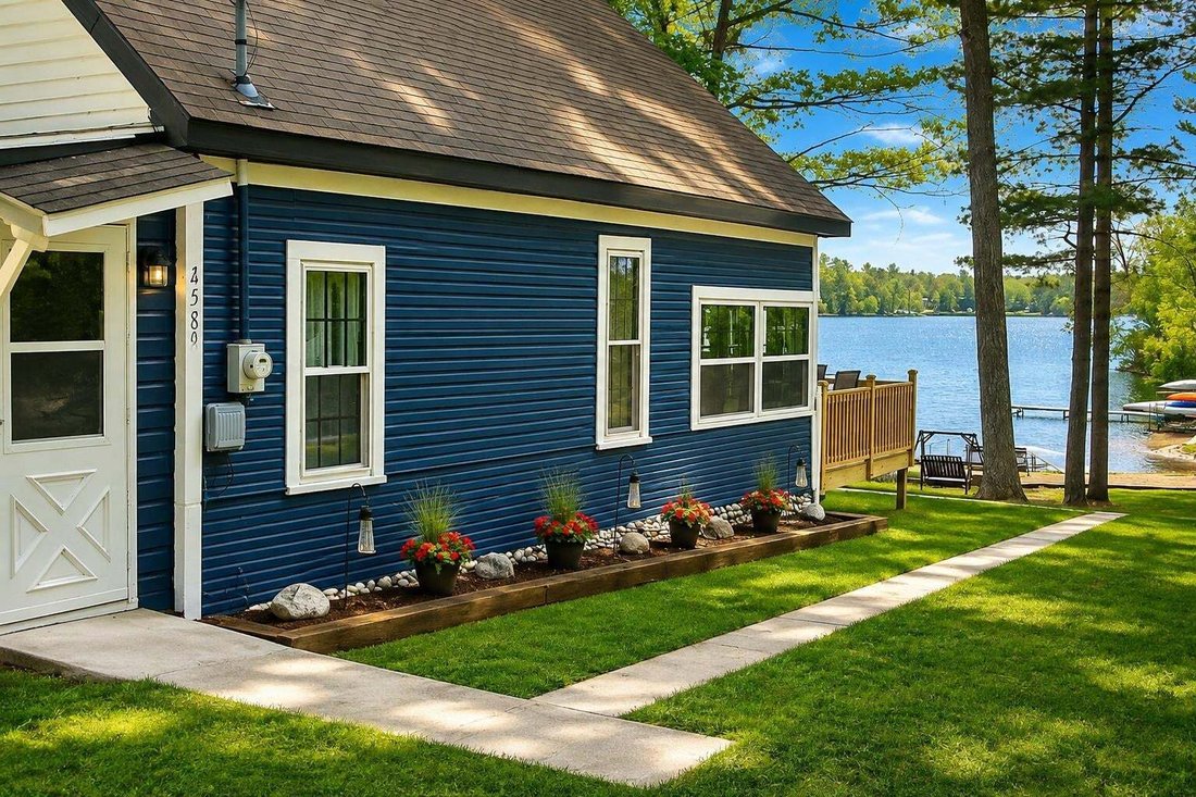 House in Traverse City, Michigan, United States 4 - 18659235