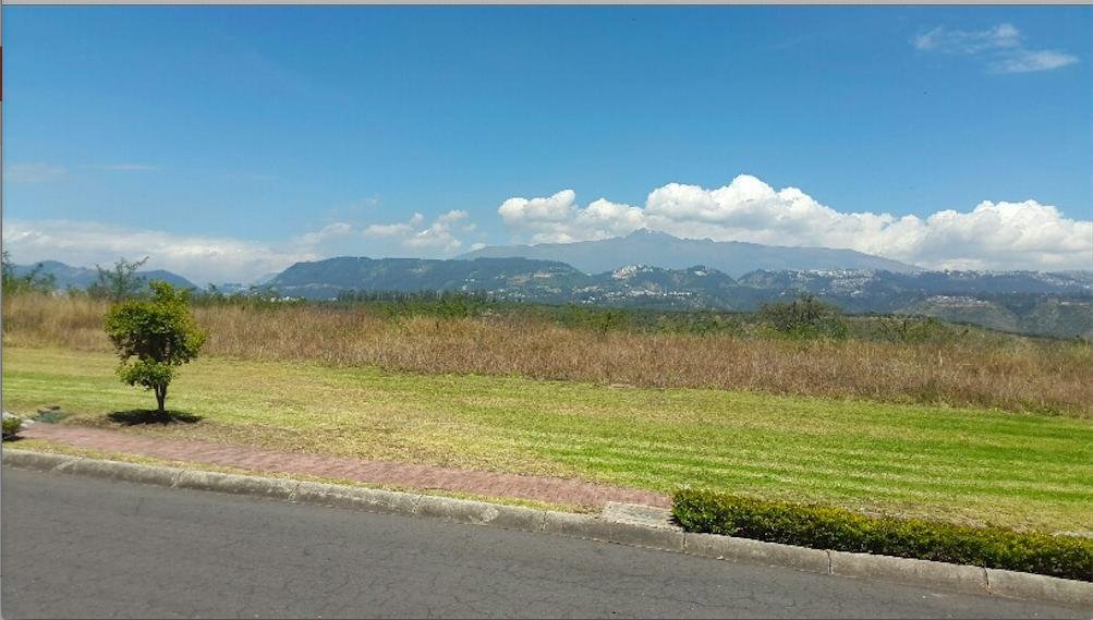 Land in Quito, Pichincha, Ecuador 1 - 18661653