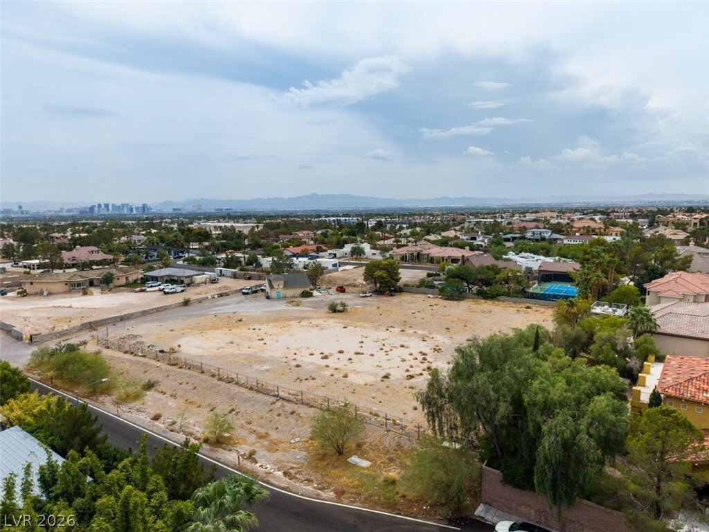 Land in Las Vegas, Nevada, United States 5 - 18663359