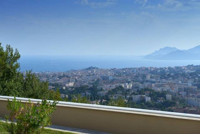 House in Cannes, Provence-Alpes-Côte d'Azur, France 1 - 15525391