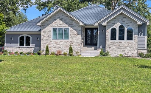 House in Village of Lakewood, Illinois, United States 1