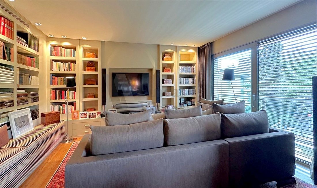 Apartment in Sarrià-Sant Gervasi, Barcelona, Spain 4 - 18666103