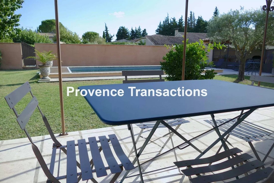 Casa en Vacqueyras, Provenza-Alpes-Costa Azul, Francia 4 - 16286473