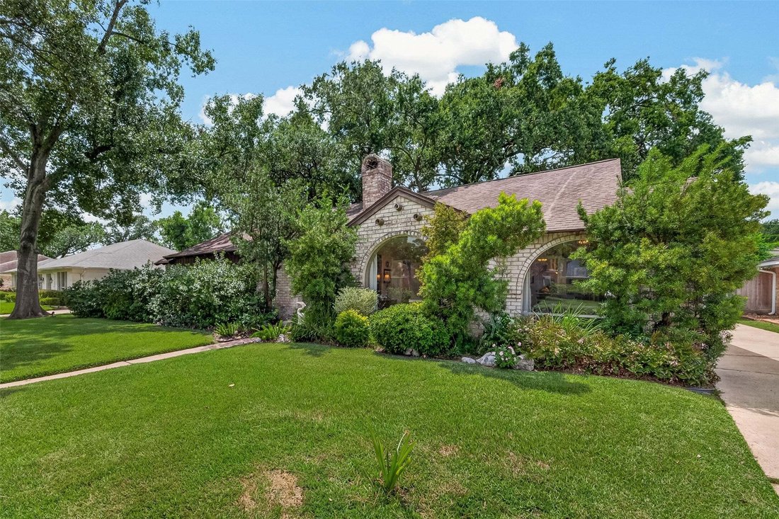 House in Houston, Texas, United States 2 - 18665633