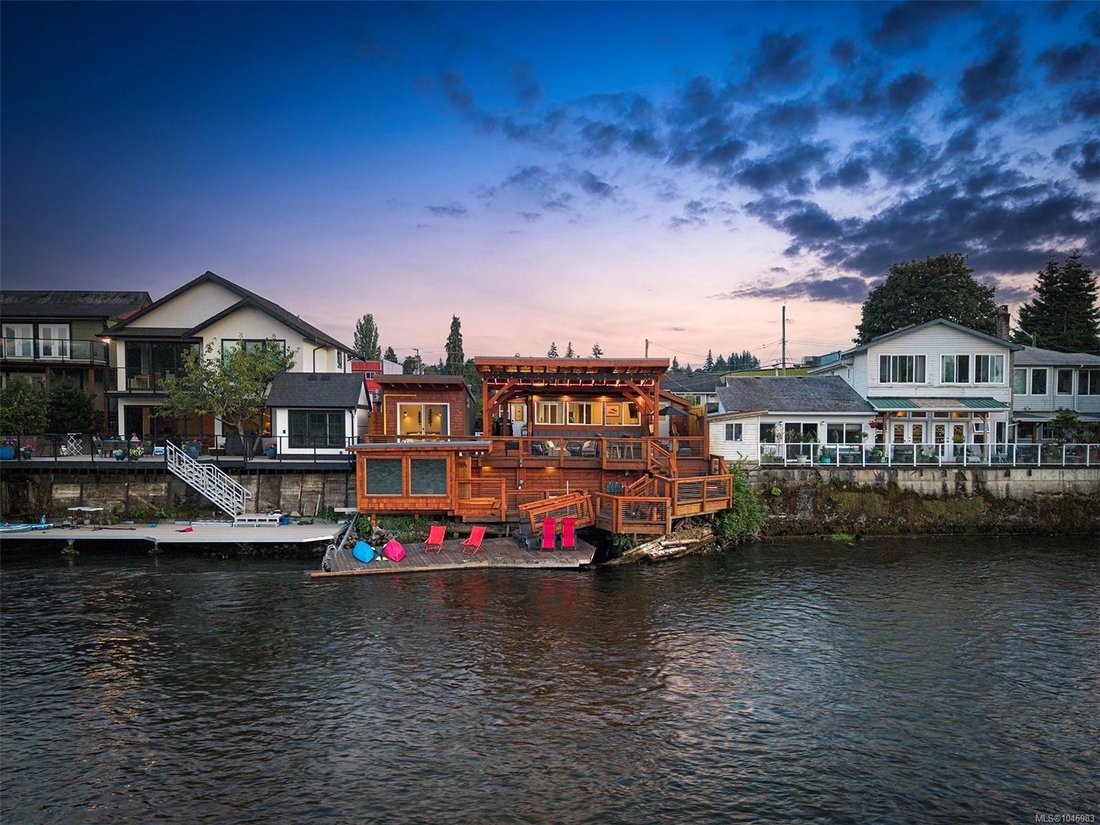House in Campbell River, British Columbia, Canada 5 - 18669551