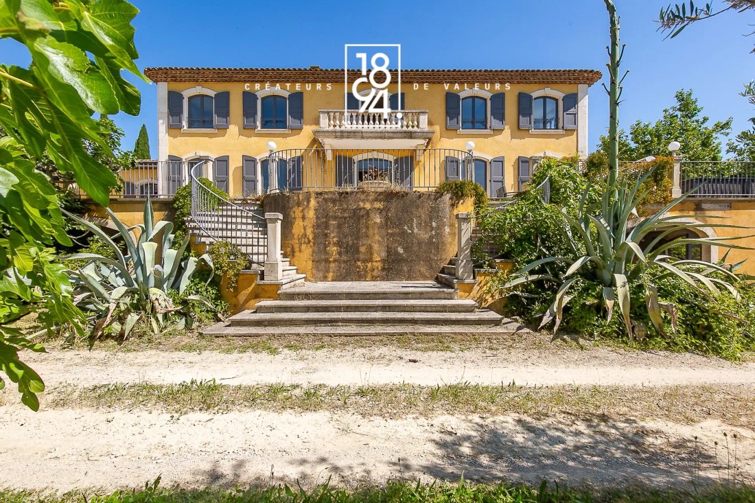 House in La Tour-d'Aigues, Provence-Alpes-Côte d'Azur, France 4 - 18055086