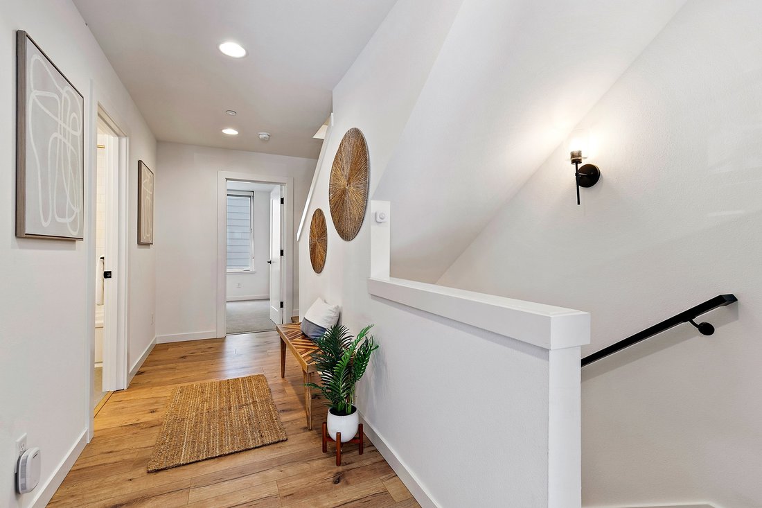 House in Seattle, Washington, United States 4 - 18659575