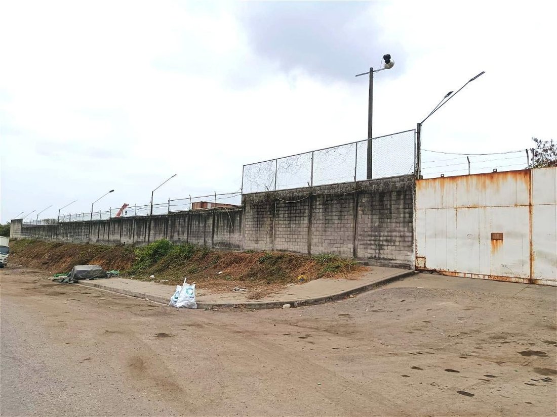 Land in Guayaquil, Guayas, Ecuador 5 - 18660163