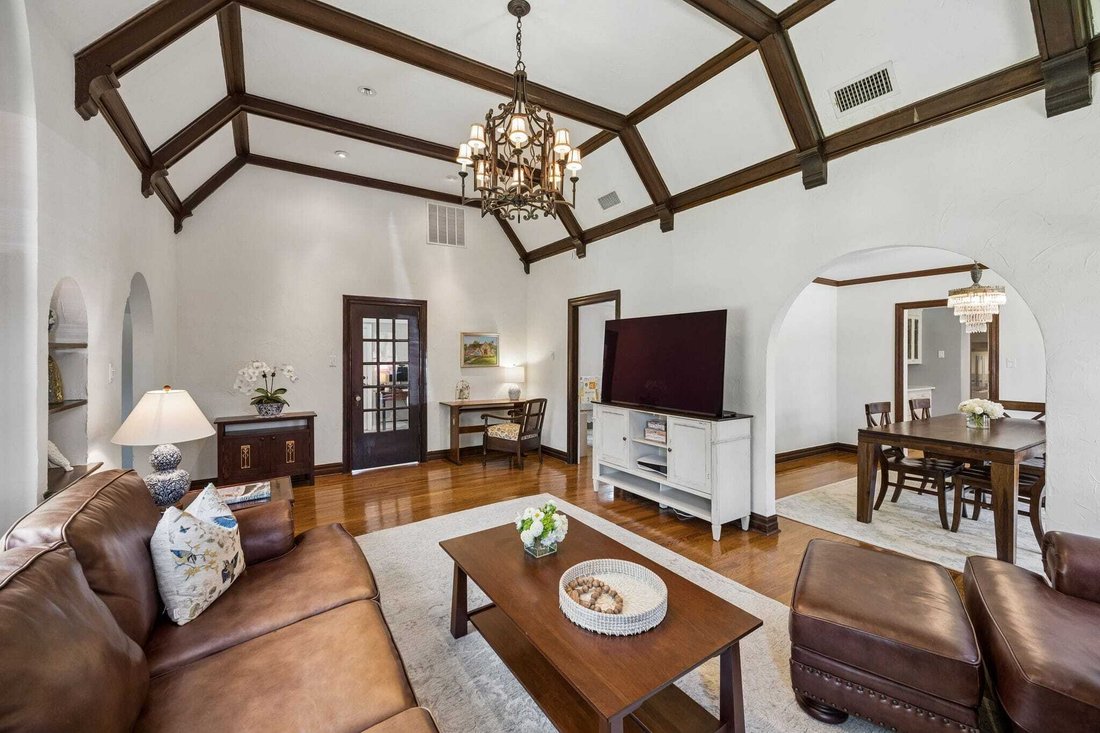 House in Dallas, Texas, United States 4 - 18670365