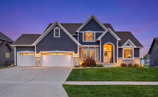 House in Polk City, Iowa, United States 1