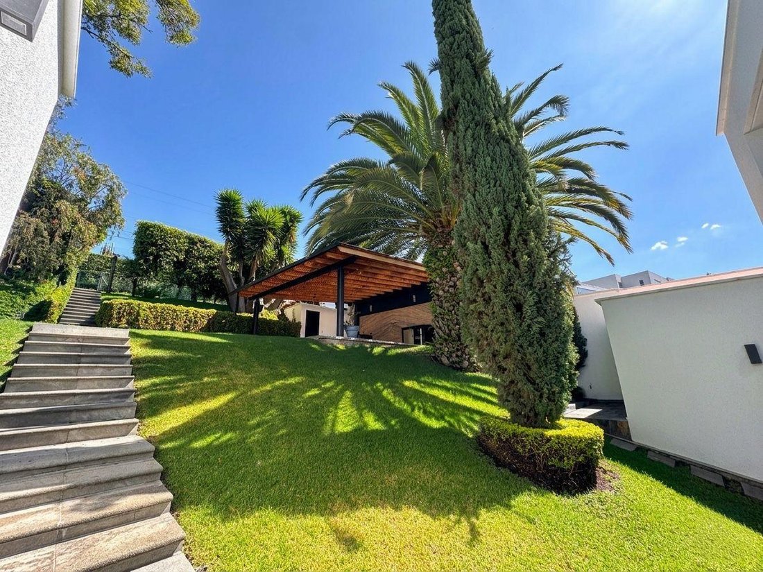 House in Quito, Pichincha, Ecuador 2 - 18661158