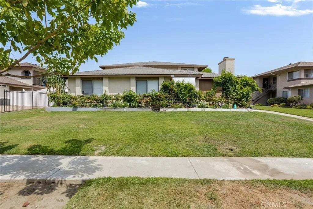 Redlands, California, United States 3 - 18663926