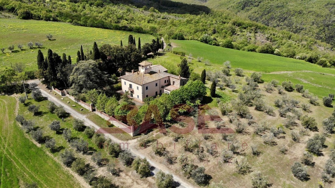 Villa in Montecatini Val di Cecina, Tuscany, Italy 3 - 18668091