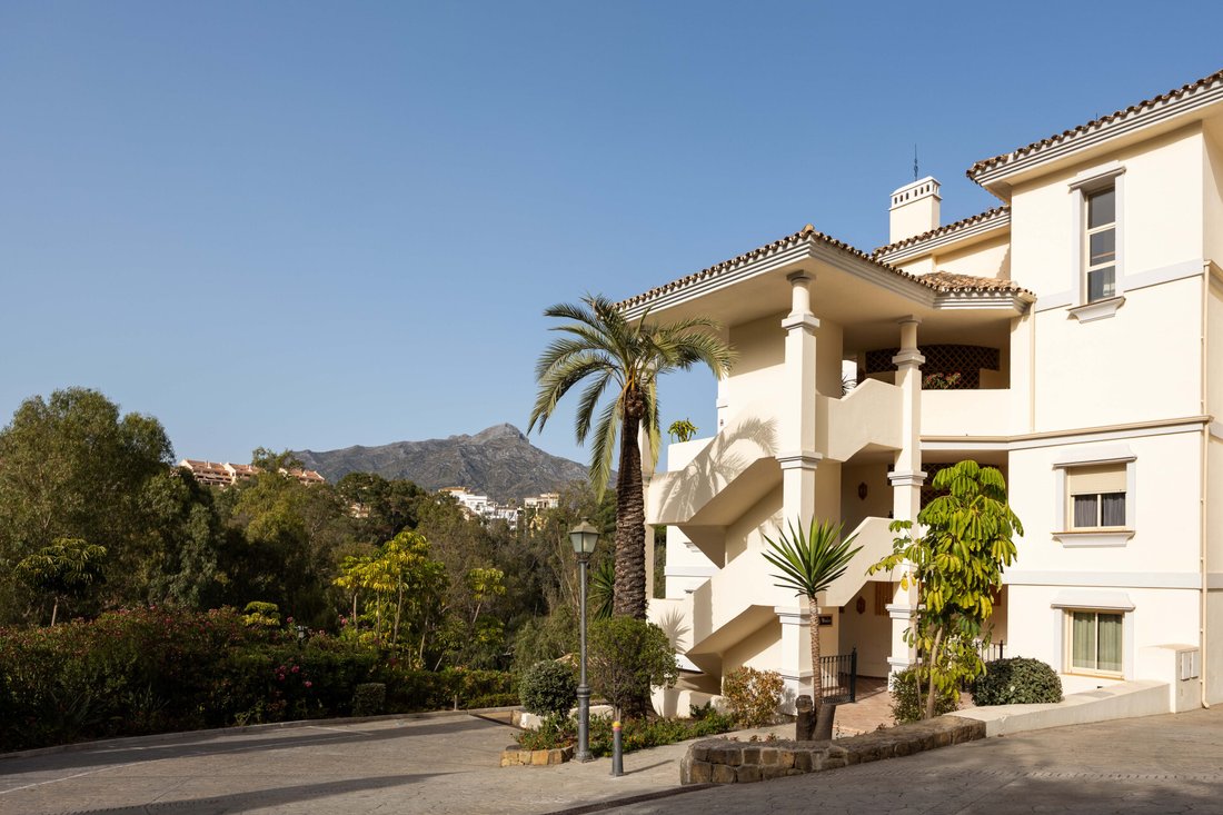 Apartment in Marbella, Andalusia, Spain 2 - 18670862