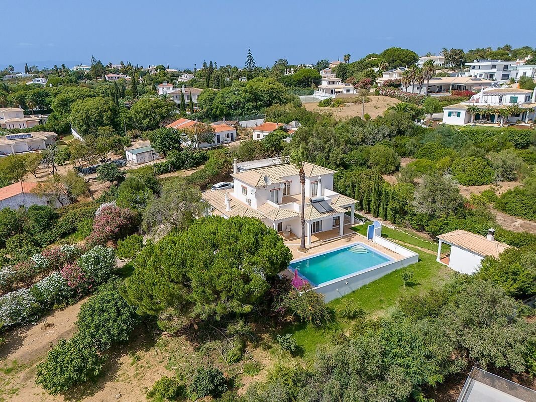 Villa in Carvoeiro, Algarve, Portugal 2 - 16040708