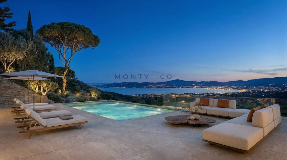 Villa in Grimaud, Provence-Alpes-Côte d'Azur, France 4 - 16576335
