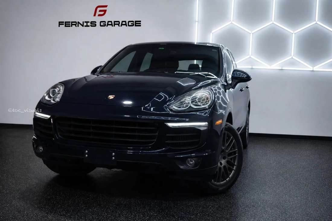 Suv in Davie, FL, United States 1 - 18664972