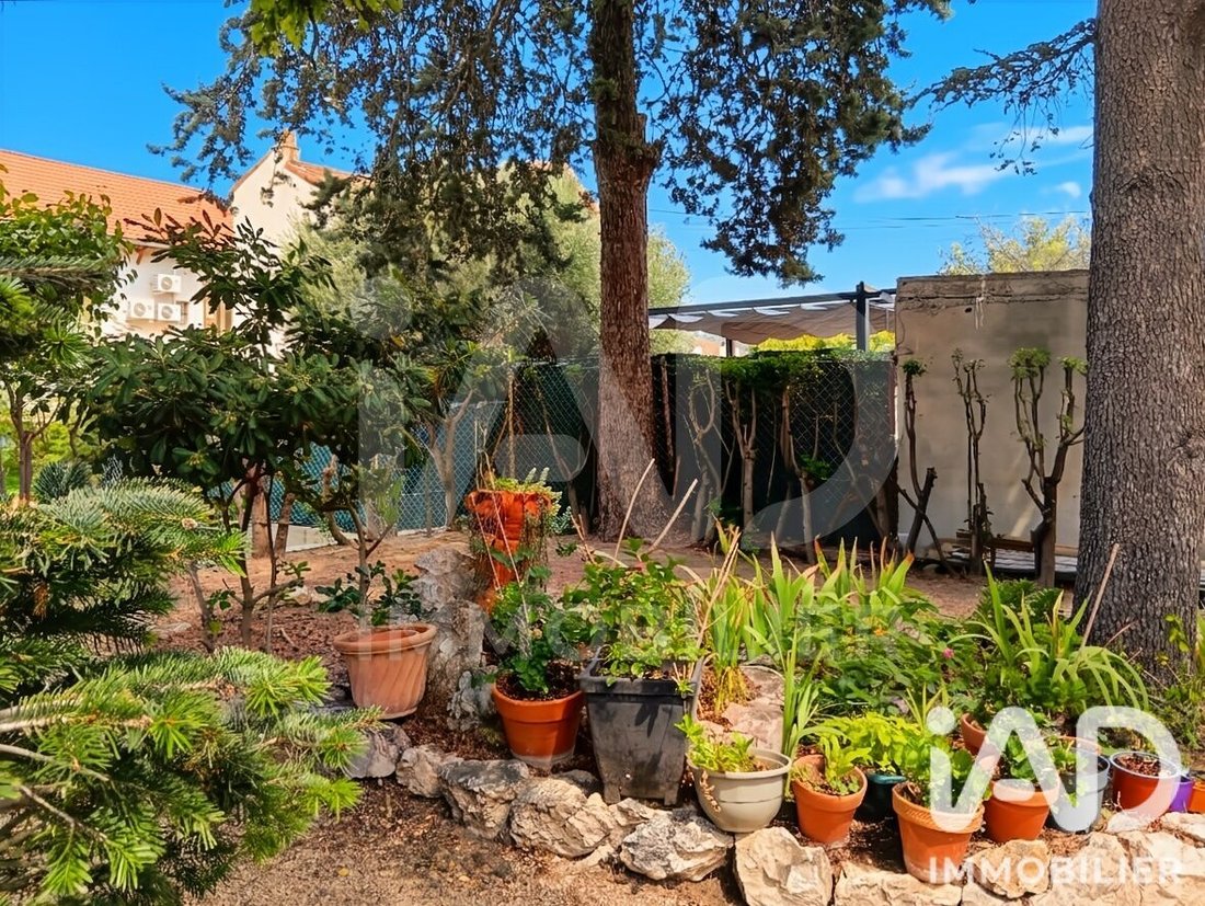 House in La Valbarelle, Marseille, Provence-Alpes-Côte d'Azur 2 - 18668247
