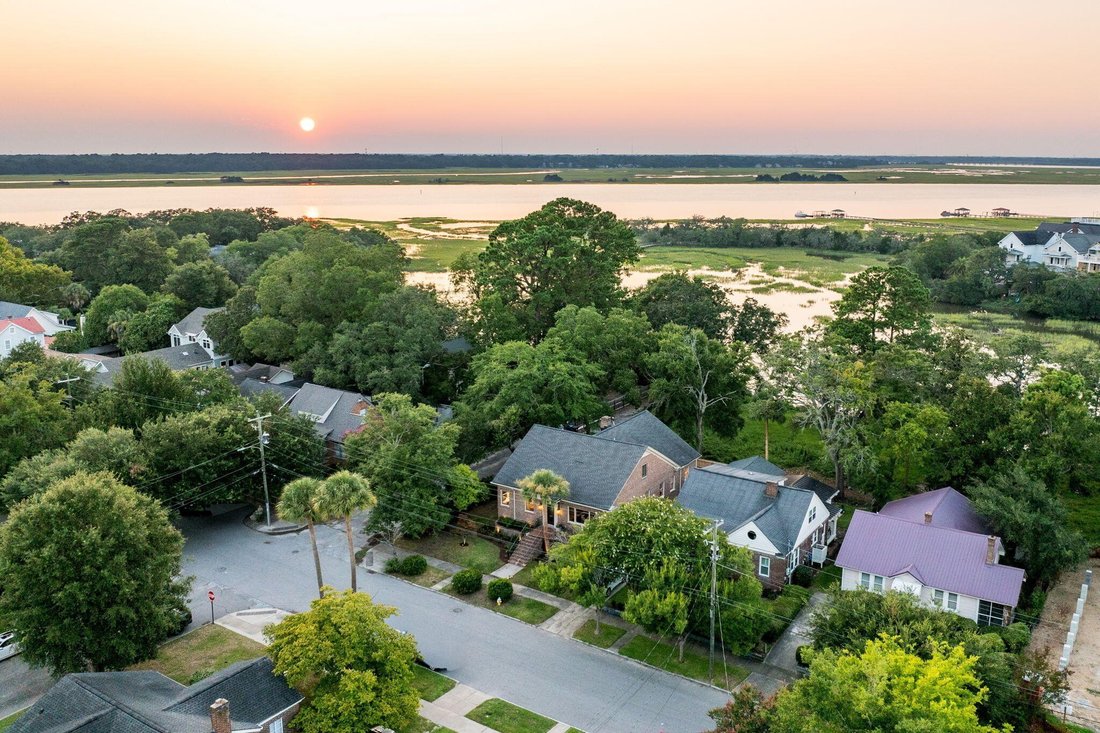 House in Charleston, South Carolina, United States 1 - 18665391