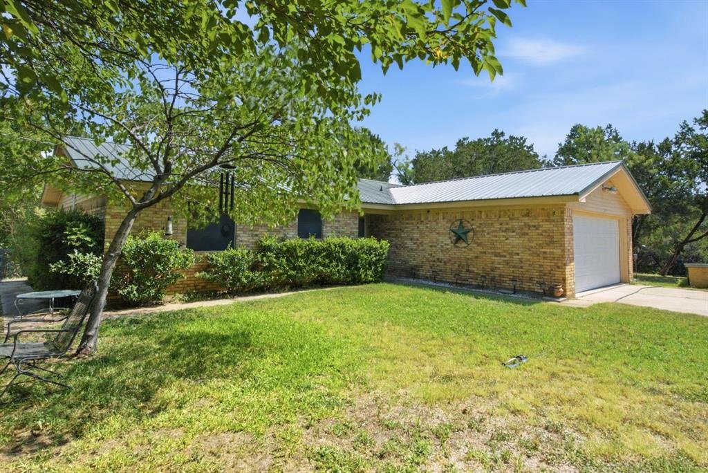 House in Granbury, Texas, United States 1 - 18669435