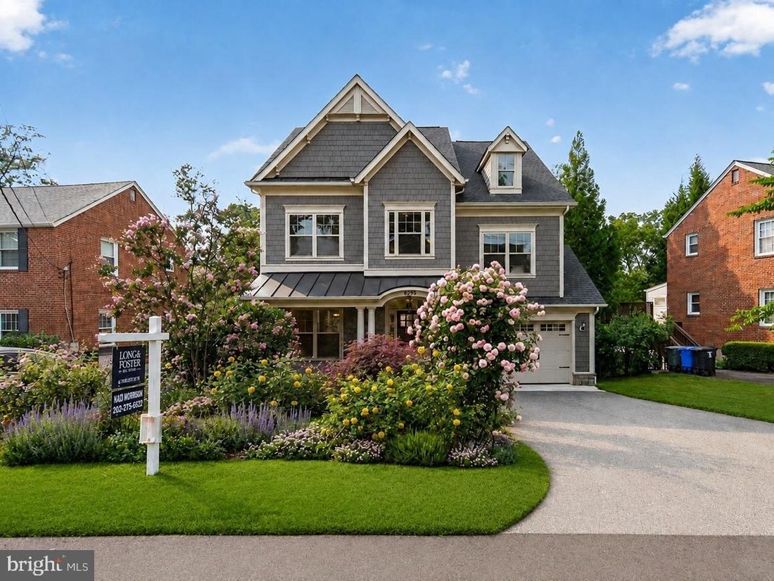 House in Arlington, Virginia, United States 1 - 18670536