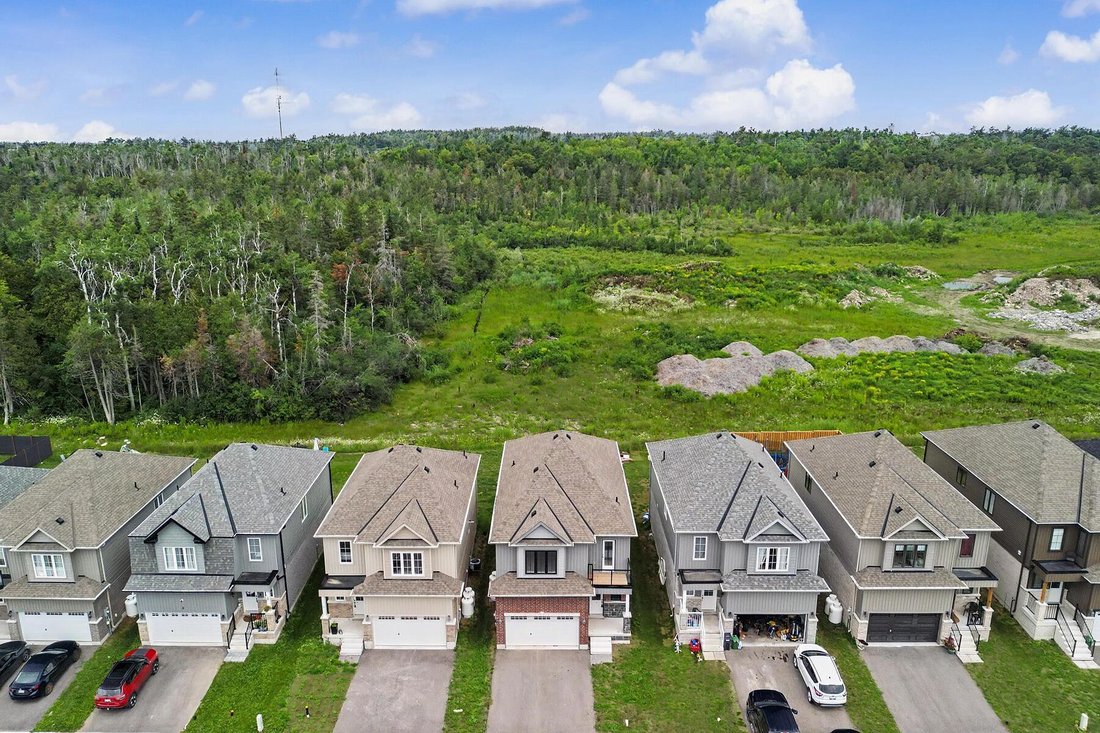 House in Kawartha Lakes, Ontario, Canada 4 - 18661745