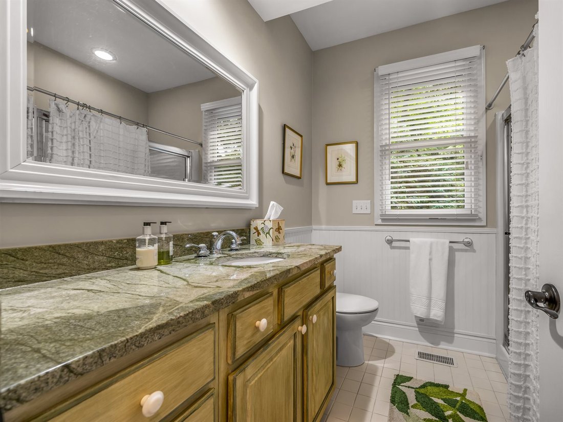 House in Laurel Park, North Carolina, United States 5 - 18603768