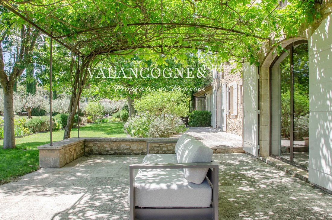Tenuta a Eygalières, Provenza-Alpi-Costa Azzurra, Francia 5 - 18217442