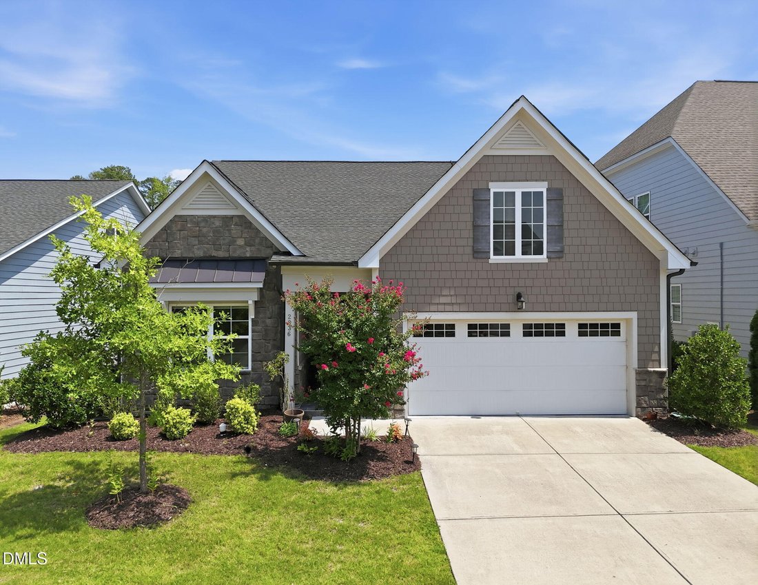House in Cary, North Carolina, United States 1 - 18663616