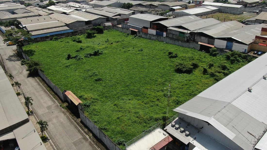 Land in Guayaquil, Guayas, Ecuador 2 - 18660640