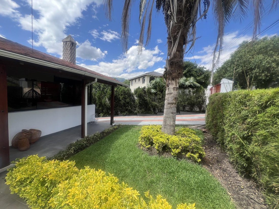 House in Quito, Pichincha, Ecuador 4 - 18661692