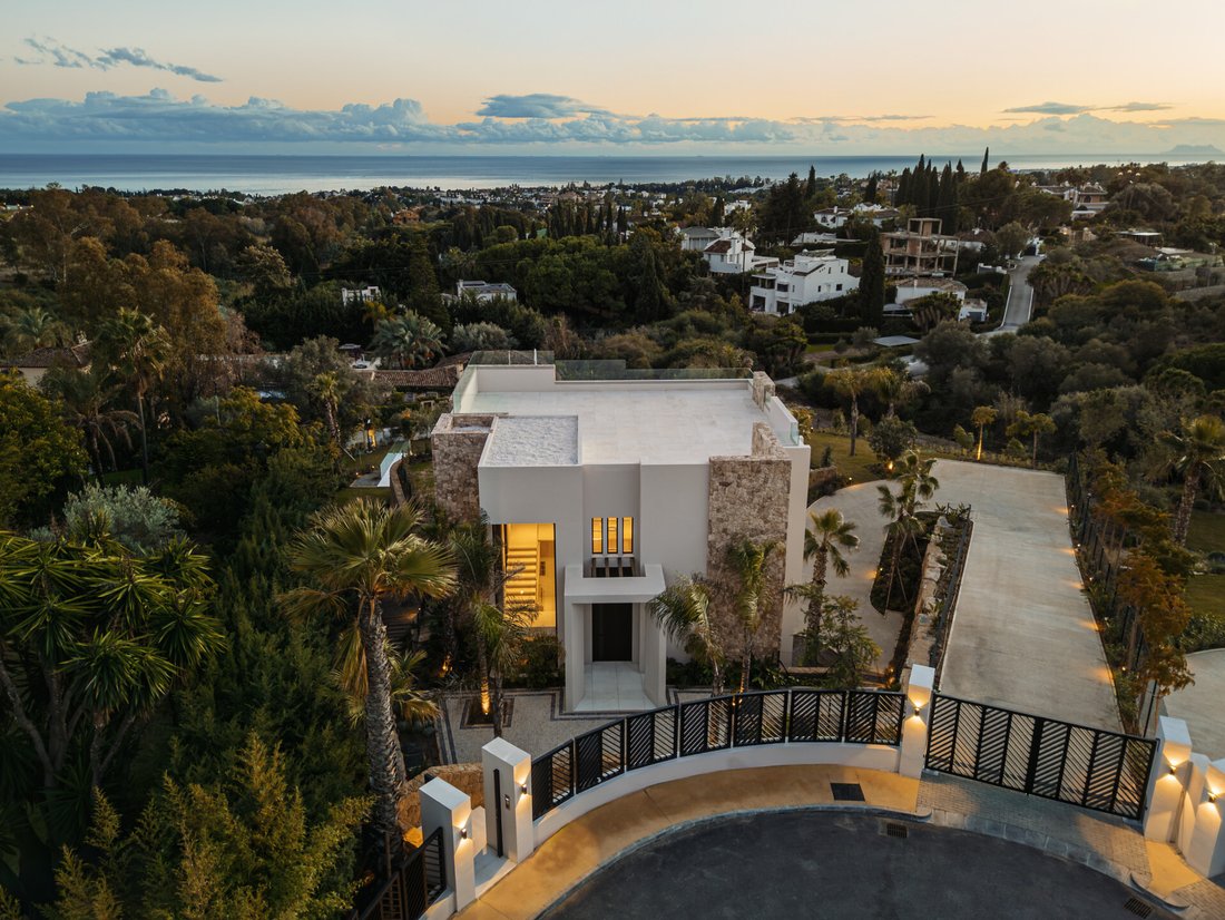 Villa in Marbella, Andalusia, Spain 3 - 18667750