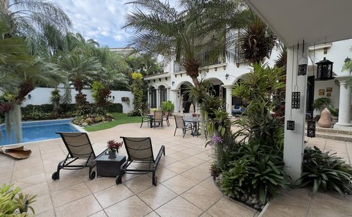 Casa a Samborondón, Provincia del Guayas, Ecuador 1