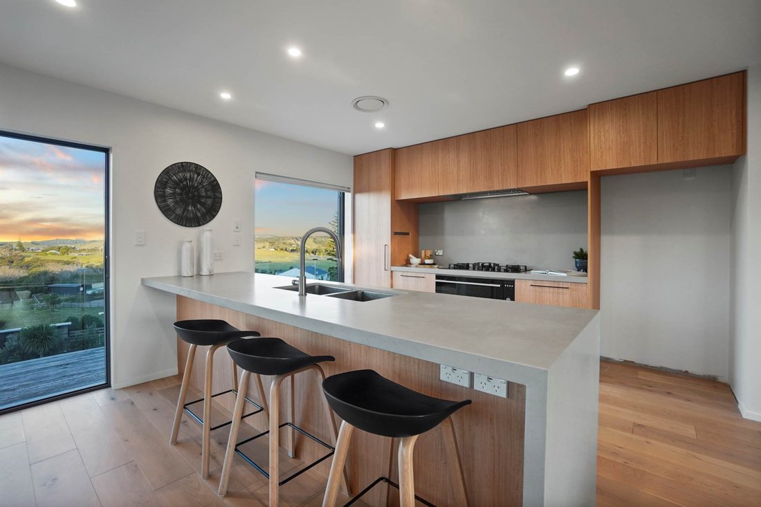 House in Muriwai, Auckland, New Zealand 1 - 18656095