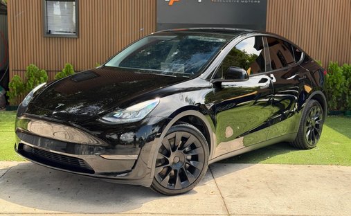 2023 Tesla Model Y Long Range Sport Utility 4D in Winter garden, FL, United States 1
