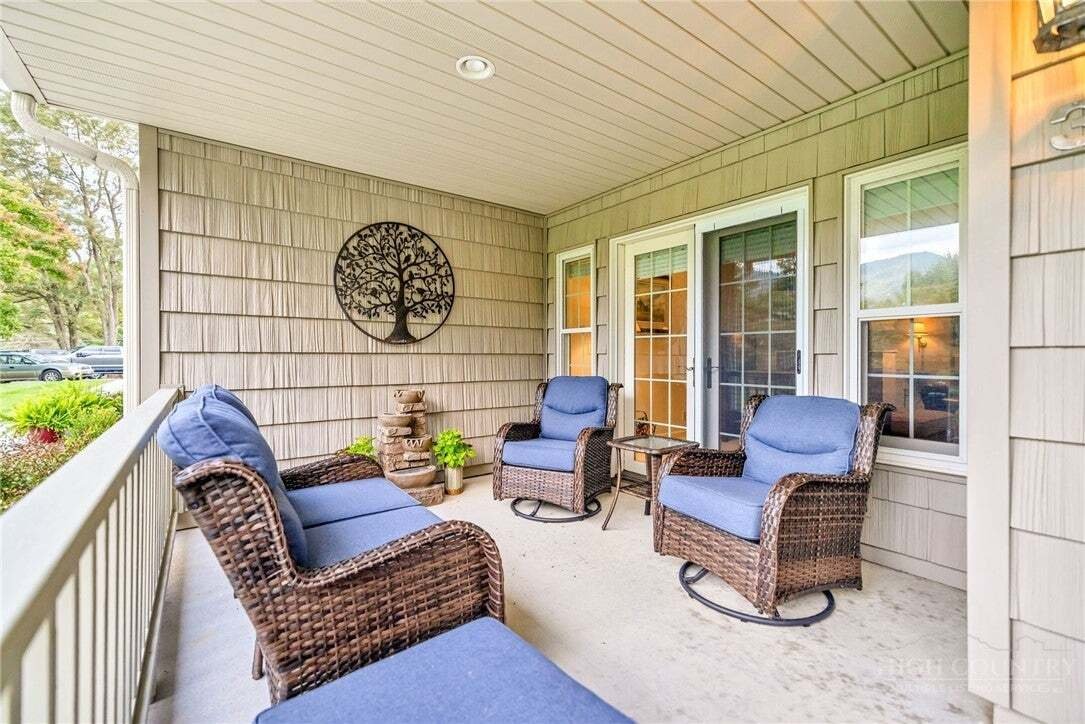 Townhouse in West Jefferson, North Carolina, United States 4 - 18659017