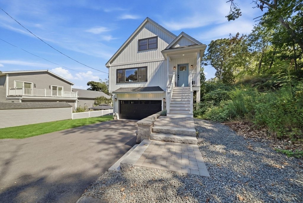 House in Saugus, Massachusetts, United States 3 - 18665577