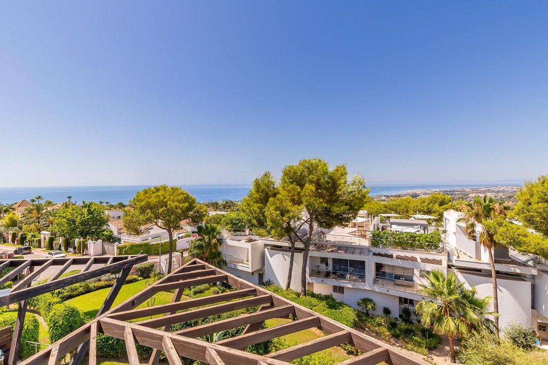 Townhouse in Sierra Blanca, Marbella, Spain 2 - 18667826