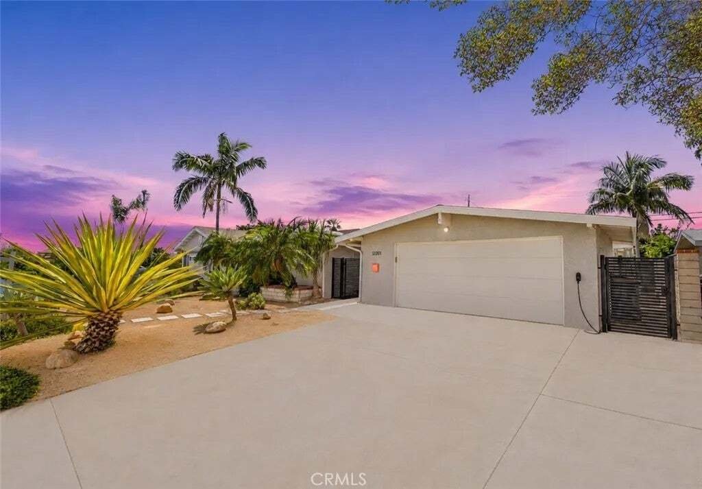 House in Garden Grove, California, United States 1 - 18659631