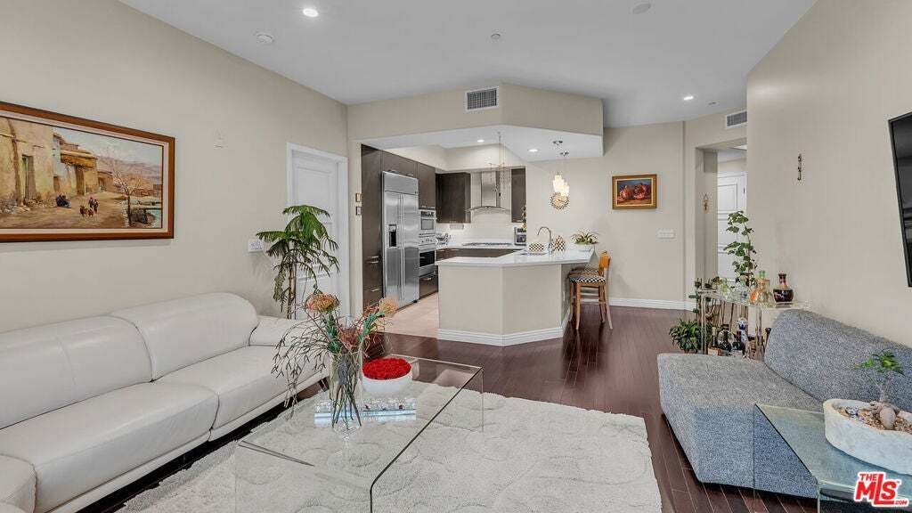 Condo in Glendale, California, United States 5 - 18661993