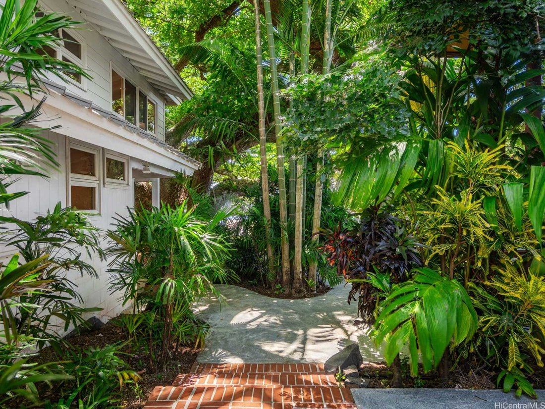 House in Aiea, Hawaii, United States 3 - 18665402