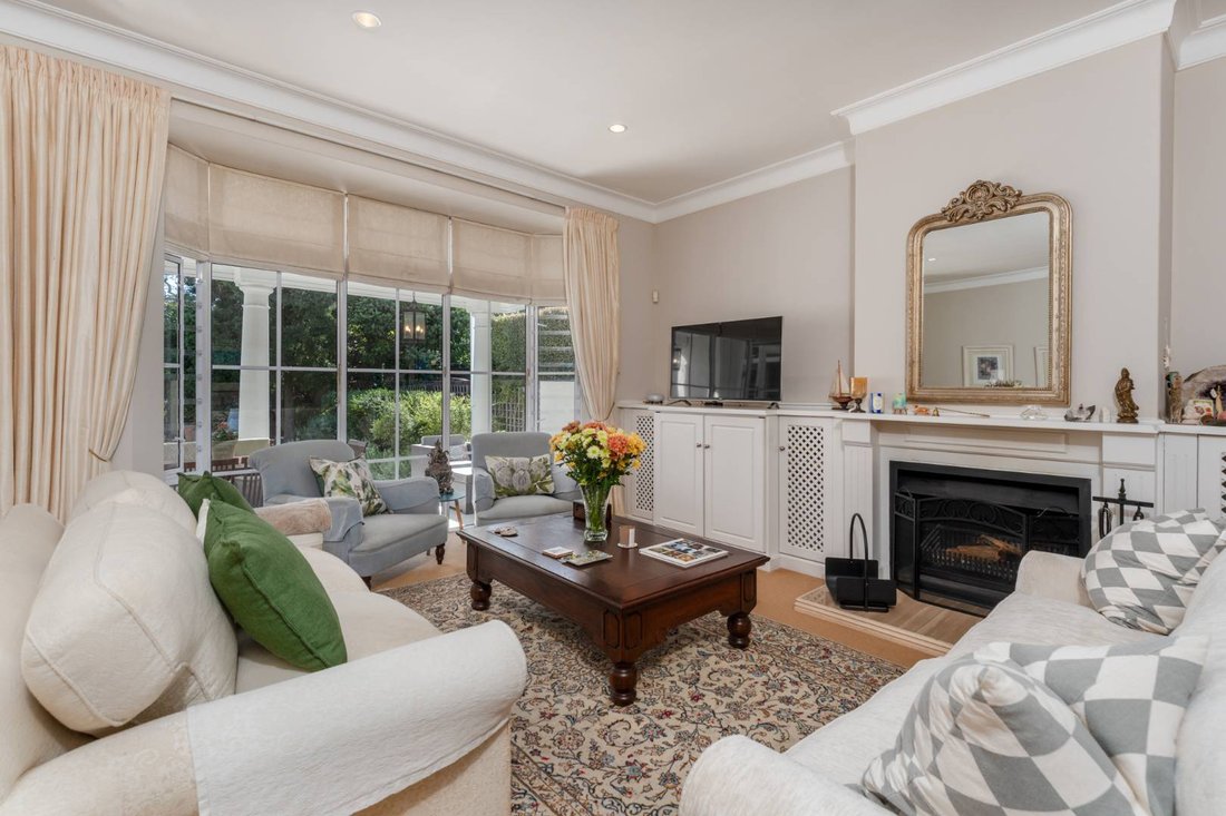 House in Kenilworth, Claremont, Cape Town 2 - 18665847