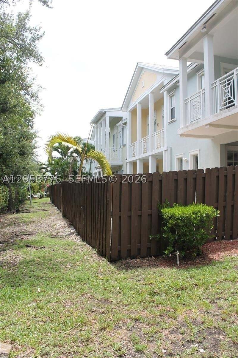 Townhouse in Doral, Florida, United States 4 - 18663469