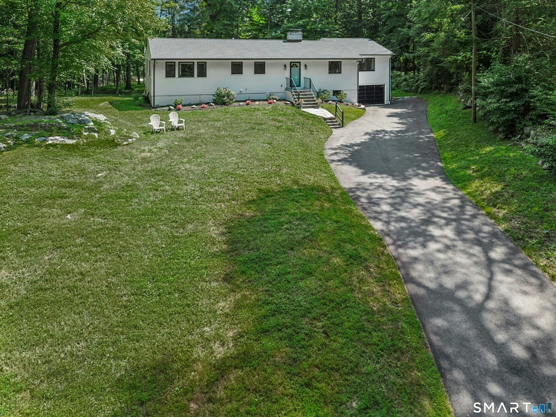 House in Stamford, Connecticut, United States 2 - 18665564