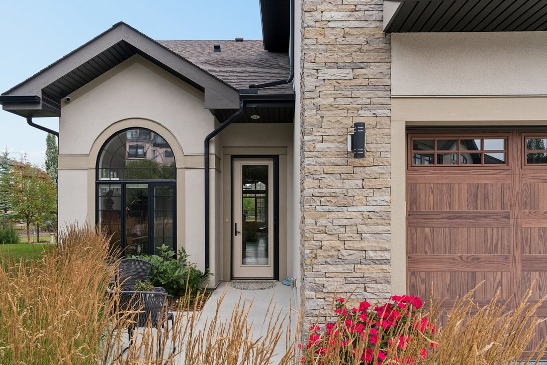 Andere in Calgary, Alberta, Kanada 2 - 18665311